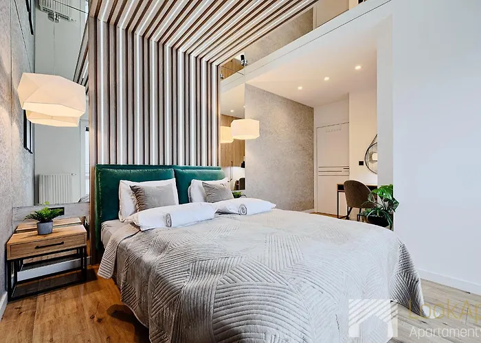 Lejlighed Ilumino - Klimatyzacja, Taras Z Widokiem Na Lodz, Parking W Garazu!